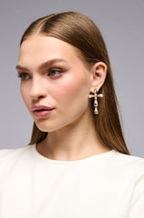 CROSS ME EARRING