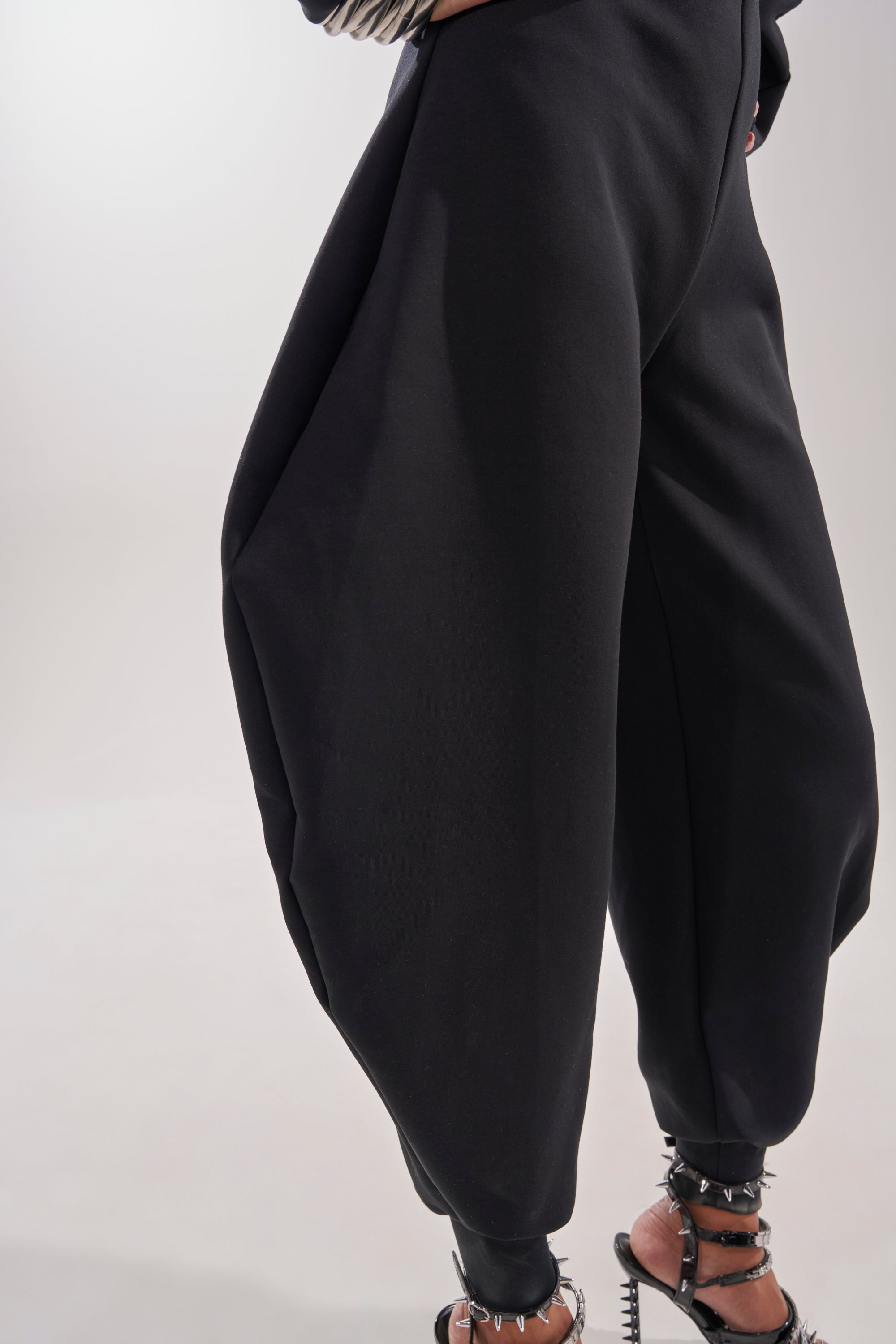 COMFY COZY SWEATSHIRT JUMPSUIT IN BLACK