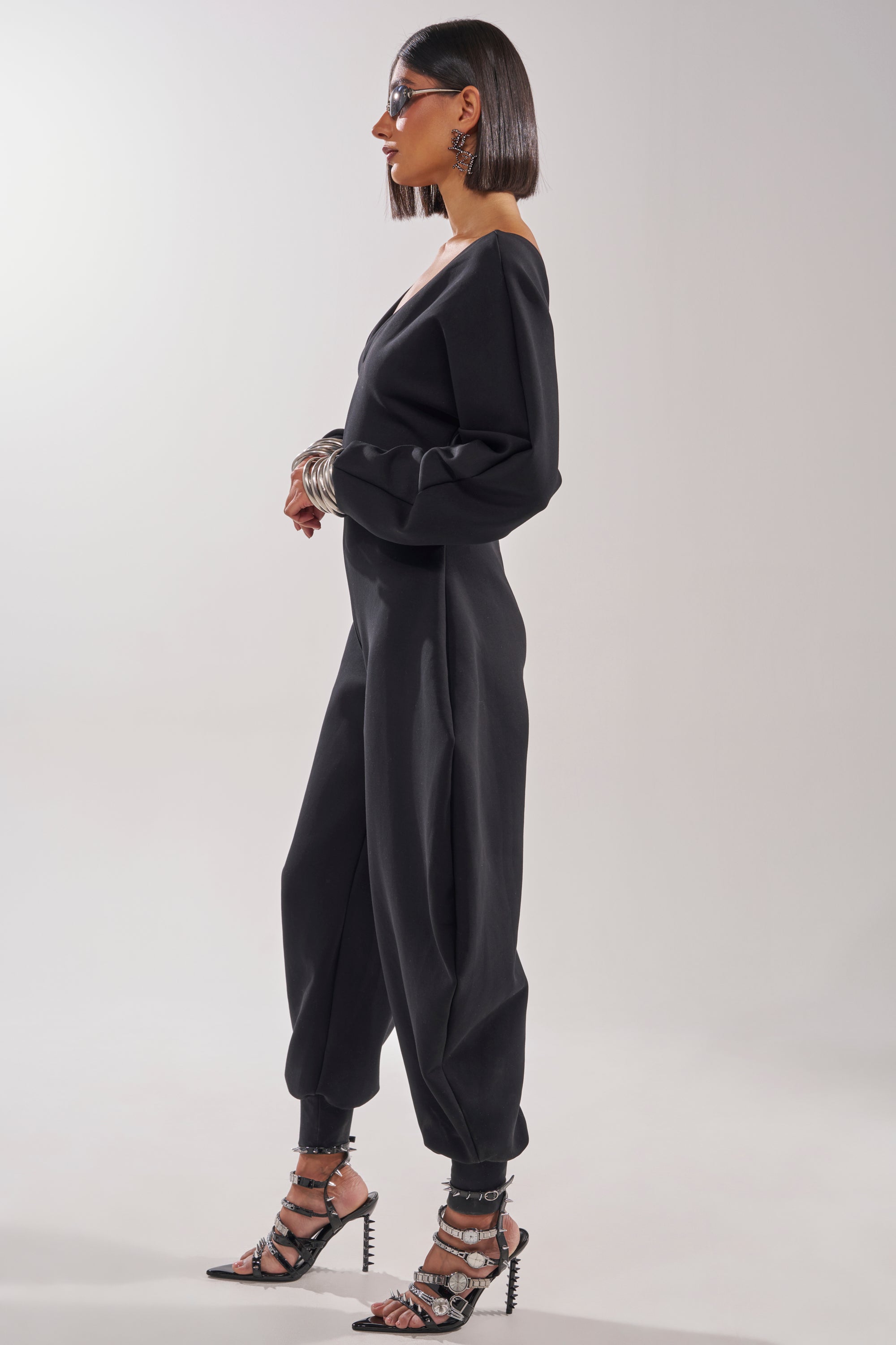 COMFY COZY SWEATSHIRT JUMPSUIT IN BLACK
