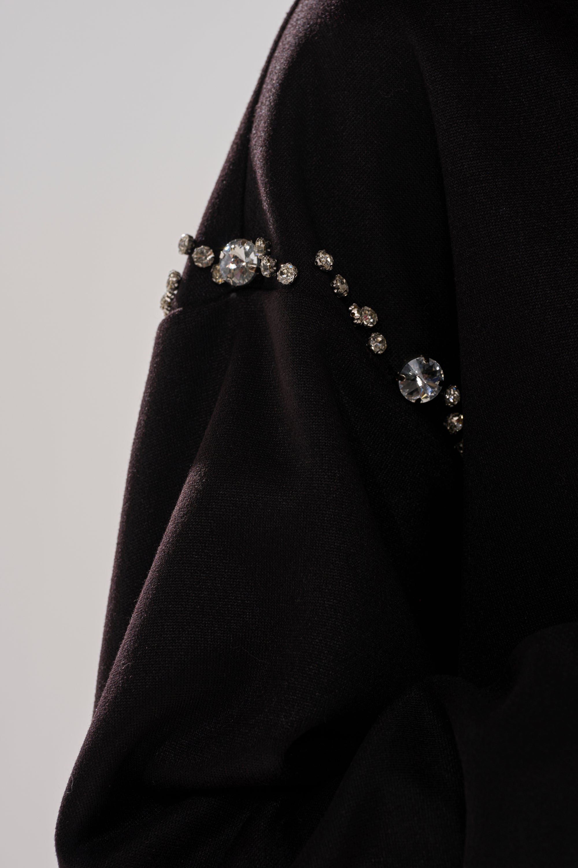 COZY HOLIDAY RHINESTONE ZIP UP SWEATSHIRT IN BLACK