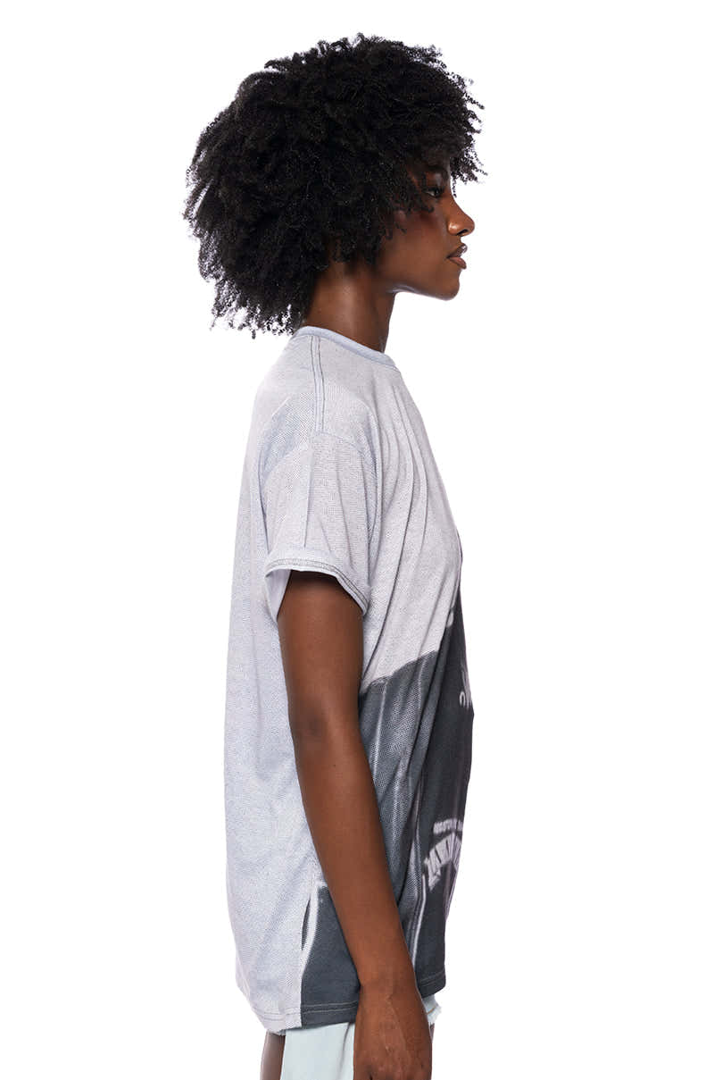 AALIYAH DISTRESSED GRAPHIC TEE