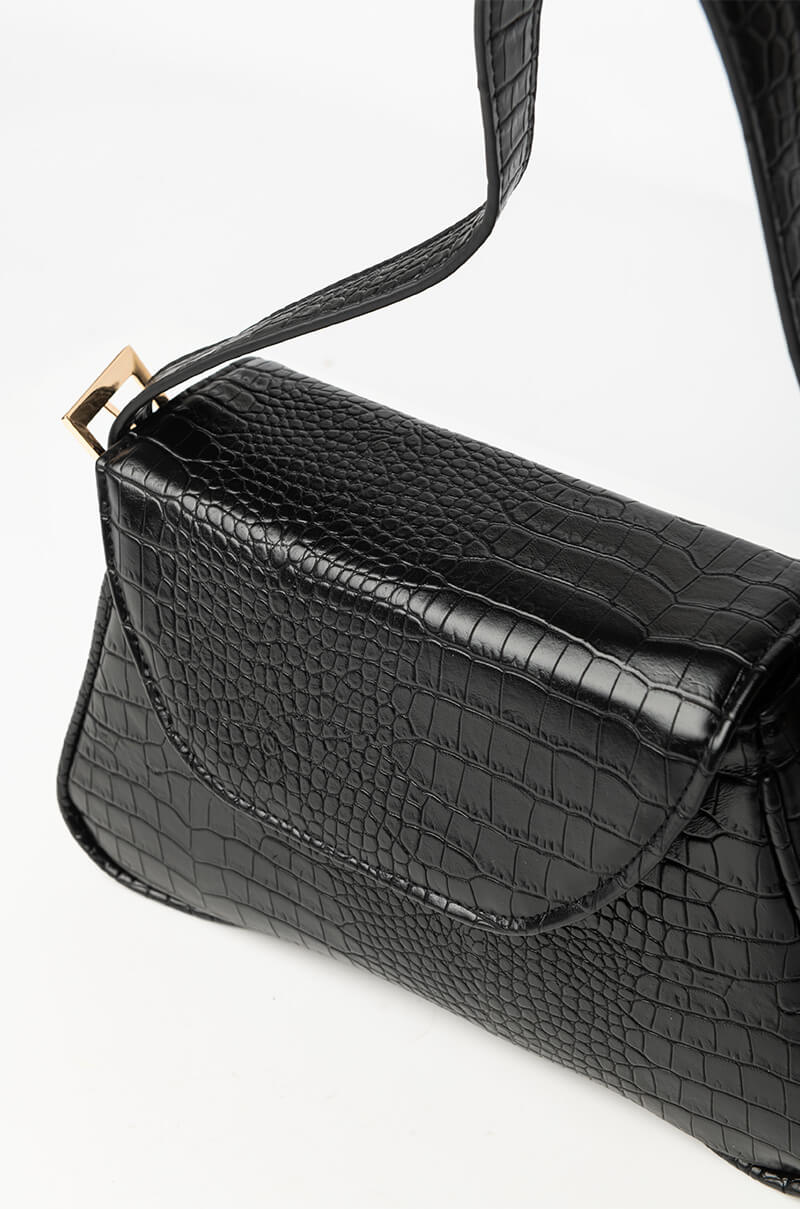 BETTA CROC EVERYDAY PURSE
