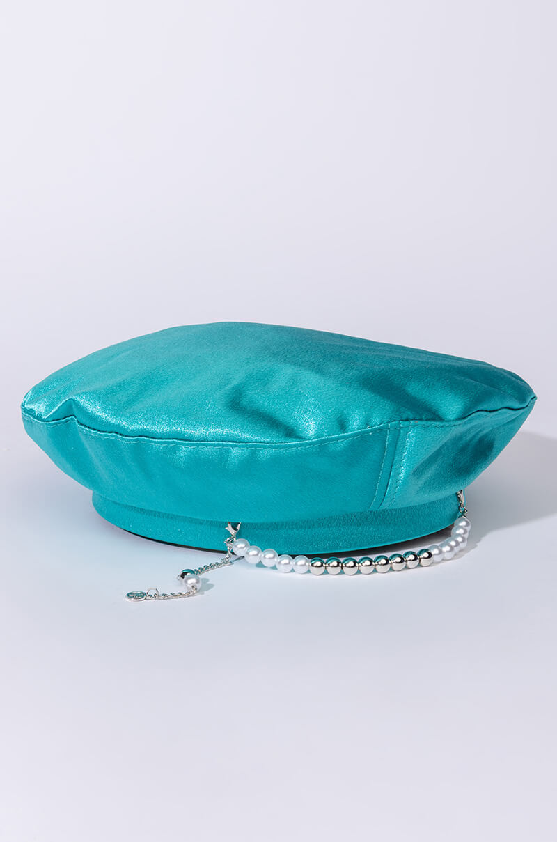 BONJOUR SATIN CAP