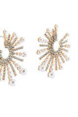 BURST YOUR BUBBLE PEARL STATEMENT STUDS
