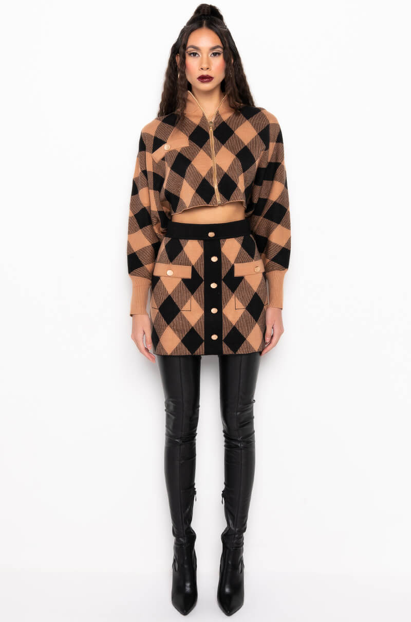 CALL ME ZIP UP SWEATER BEIGE MULTI