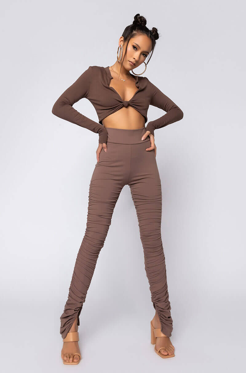CAN'T TIE ME DOWN LONG SLEEVE FRONT KNOT BLOUSE BROWN