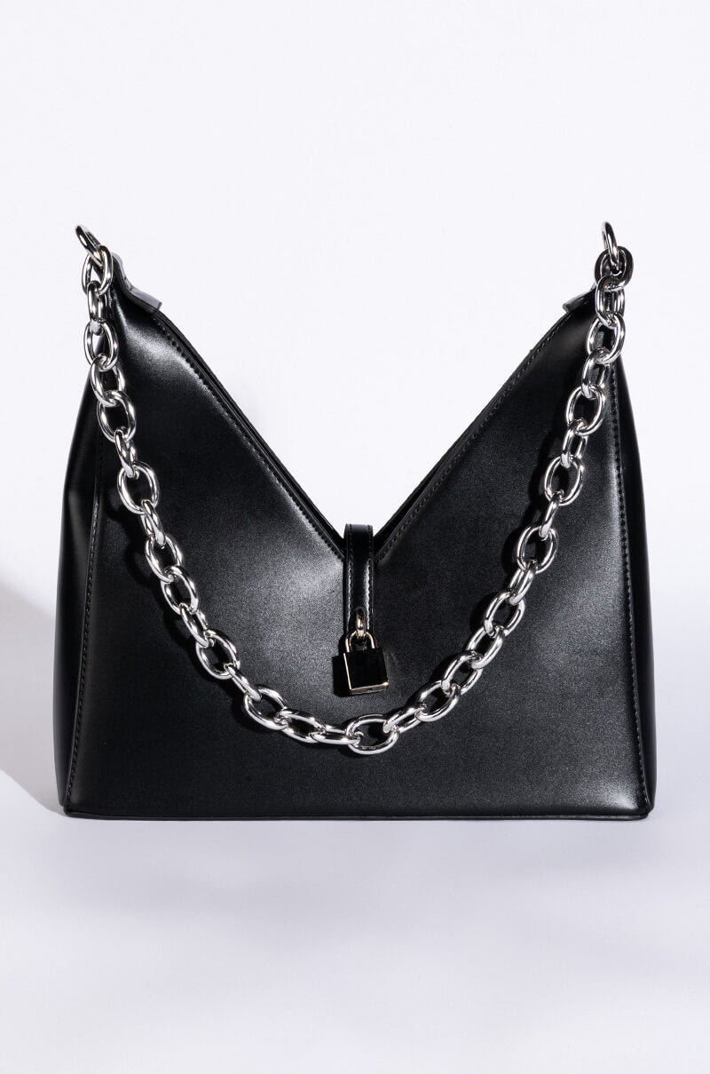CHICAGO BLACK PURSE