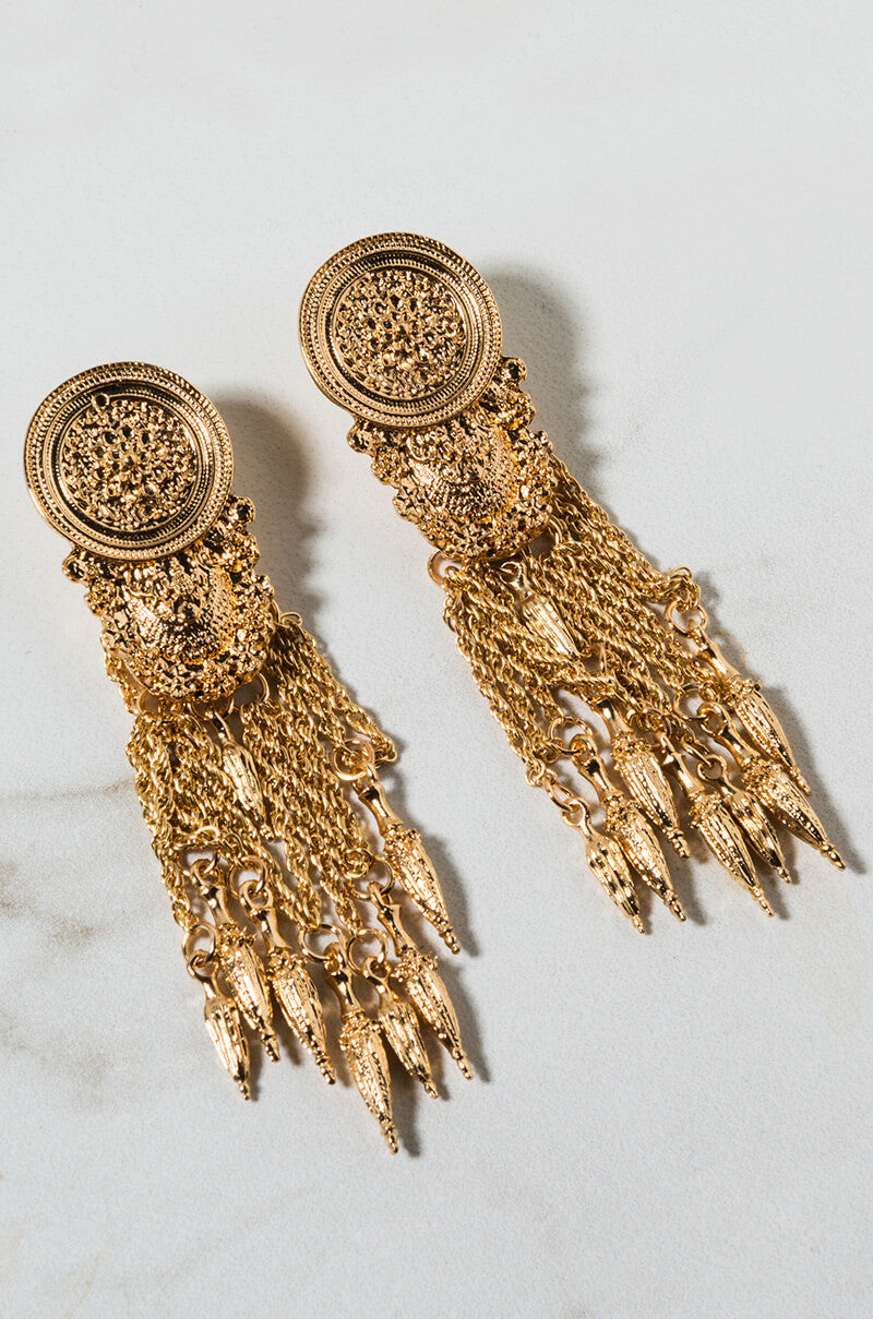CLUB ROYALE DANGLE EARRING