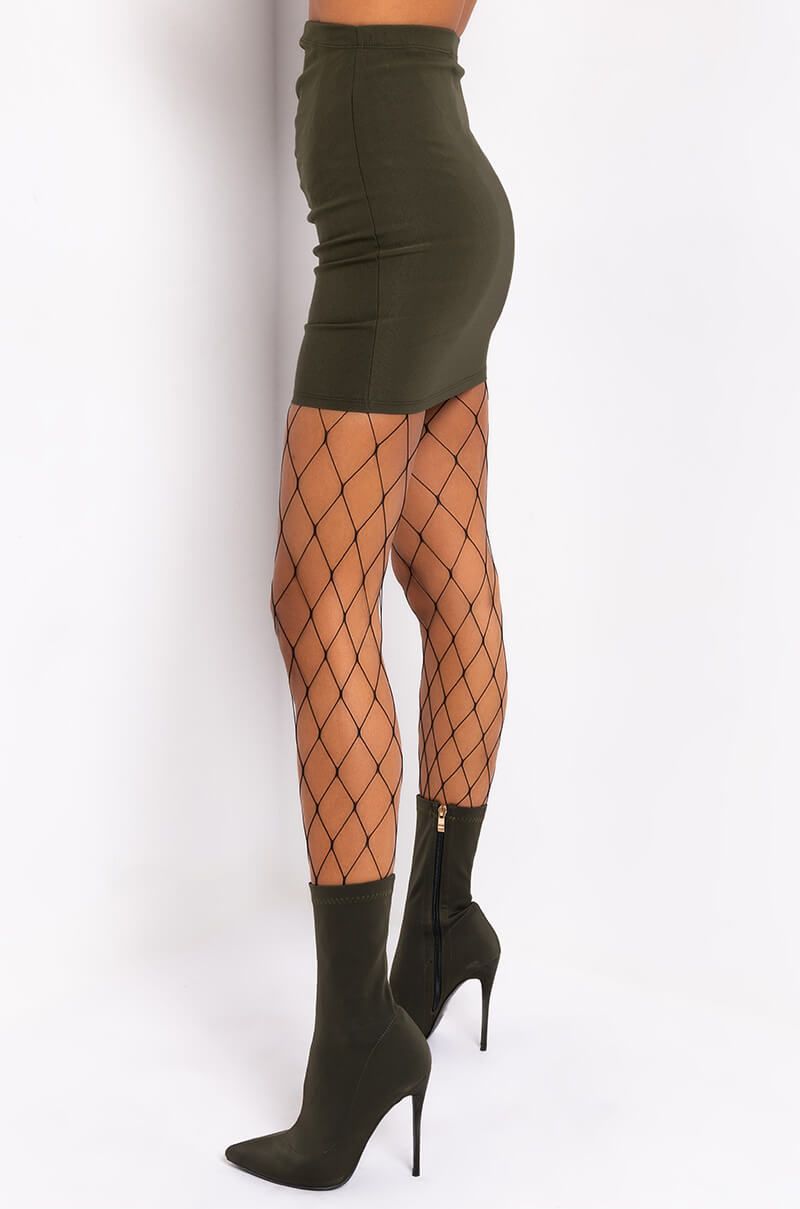 COMBATING FEELINGS STRETCH LACE UP MINI SKIRT OLIVE