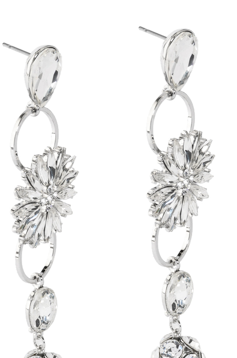 DAISY STATEMENT EARRING IN SILVER