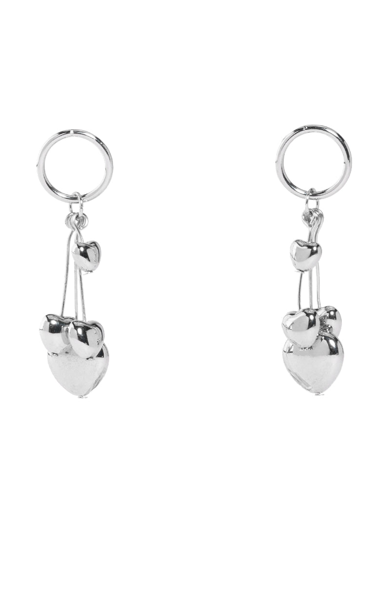 DANGLE HEARTS EARRING