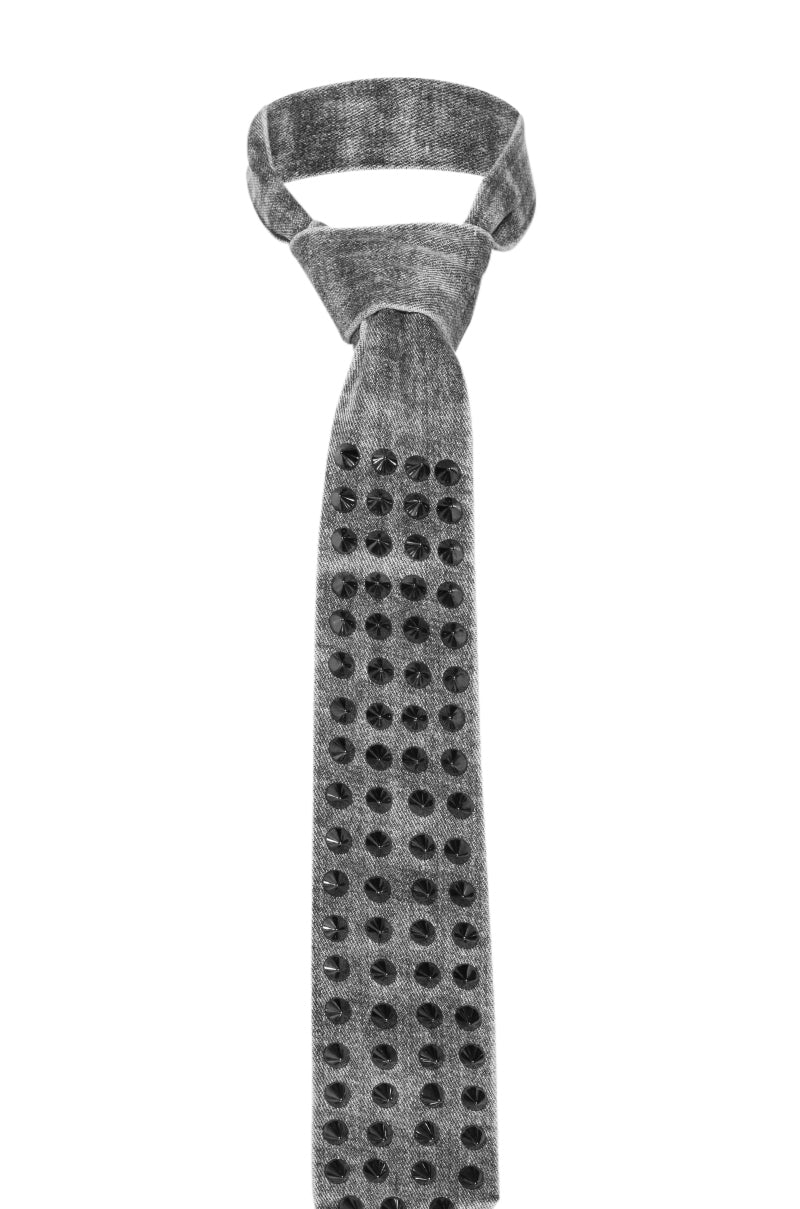 DELILA STUDDED TIE