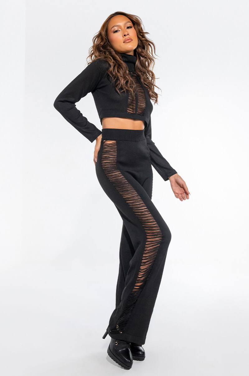 DISTRESS DETAIL WIDE LEG SWEATPANTS