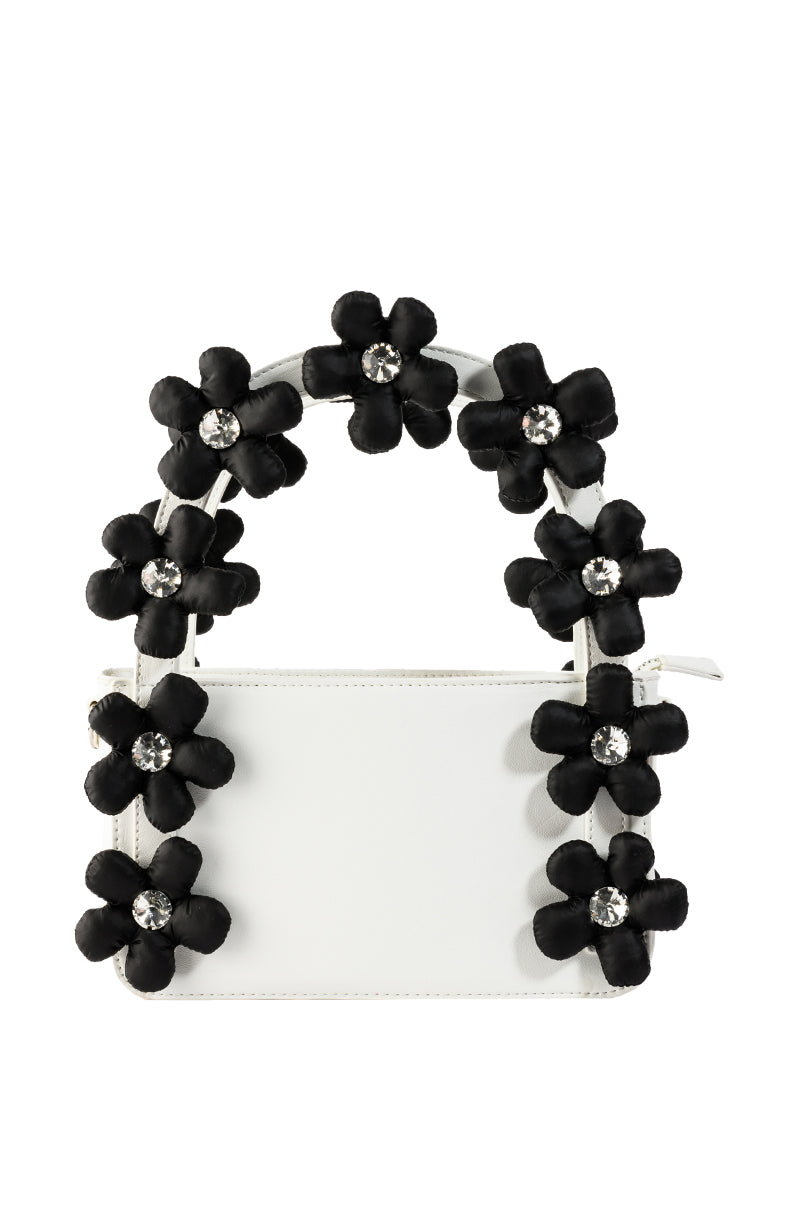 DOMINIQUE BAG WITH FLOWER HANDLES IN WHITE