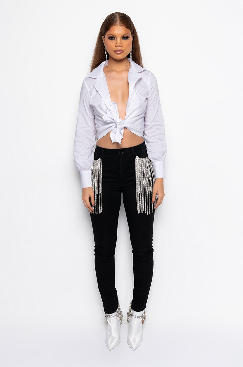 EASY DOES IT CROPPED POPLIN TIE FRONT BLOUSE