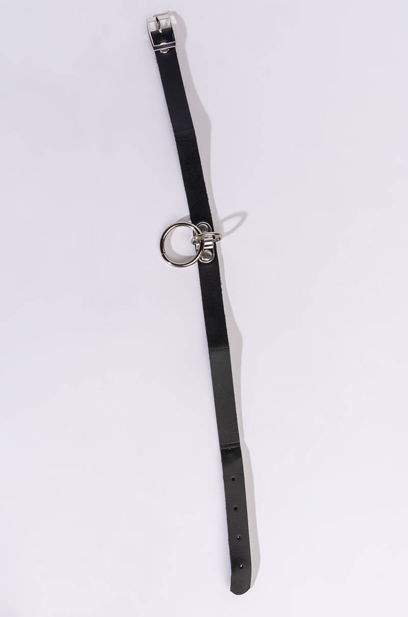 EAZY PU CHOKER