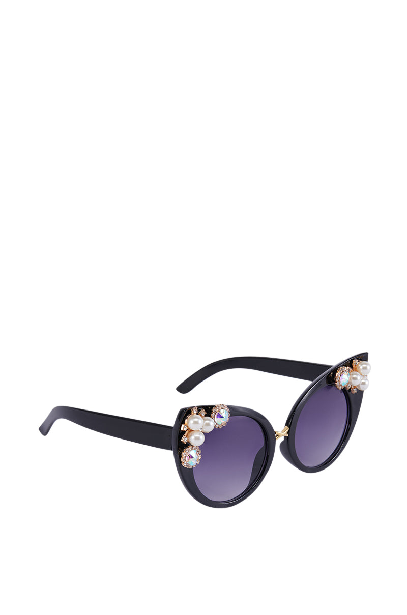 ELEVATE ME SUNGLASSES